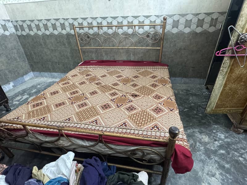 used bed 1