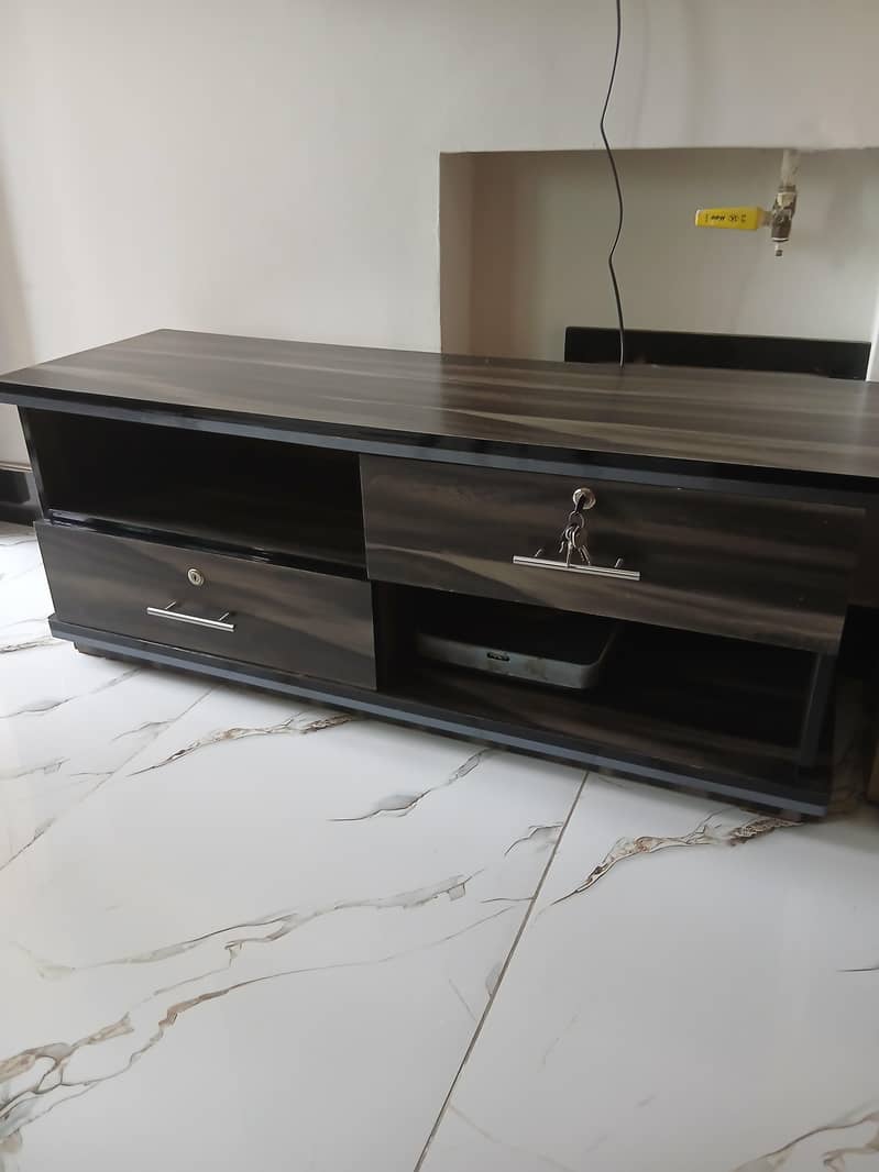 dressing table with long mirror, LCD rack 0
