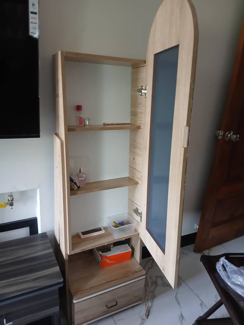 dressing table with long mirror, LCD rack 1