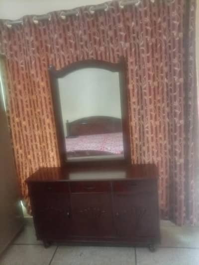Dressing Table And Chair