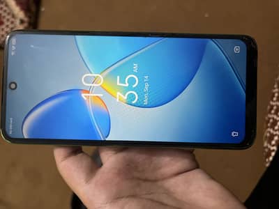 Infinix Hot 12