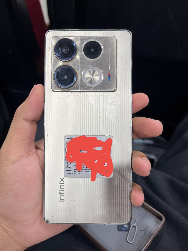 Infinix Note 40 7