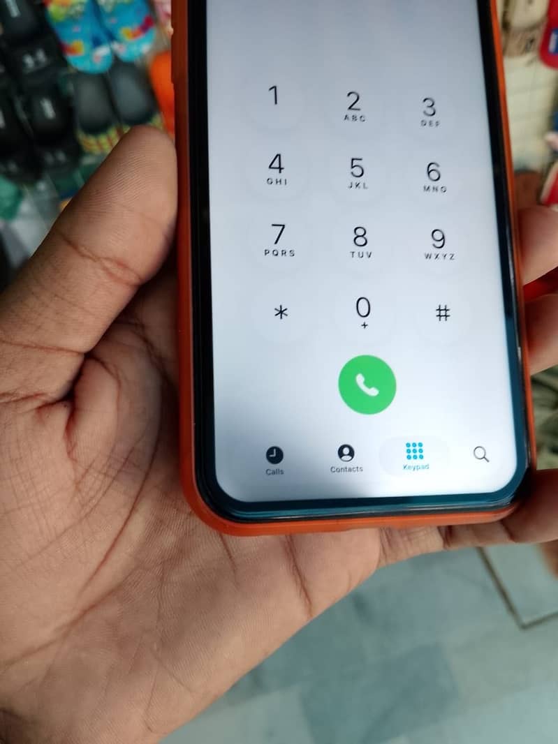 Apple iPhone 11 4