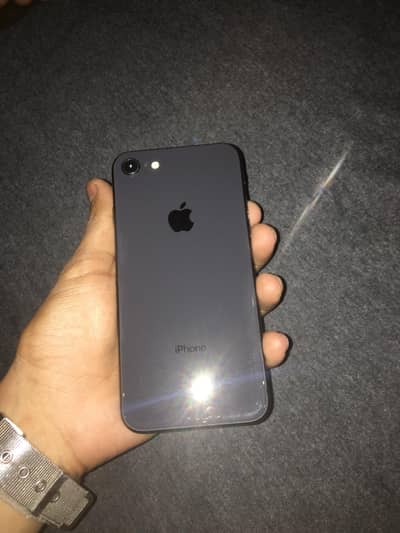 Apple iPhone 8