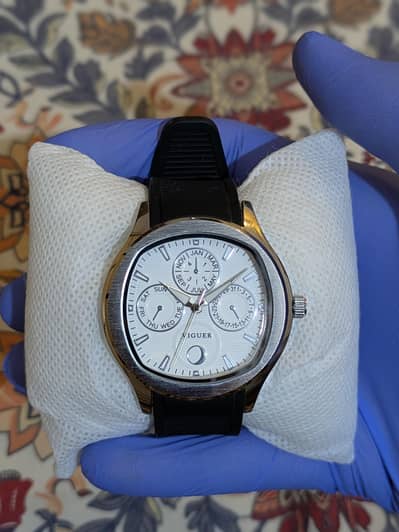 Stylish mens viguer watch