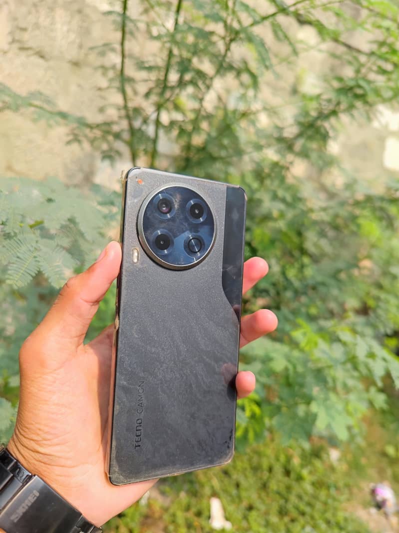 Tecno CAMON 30 2