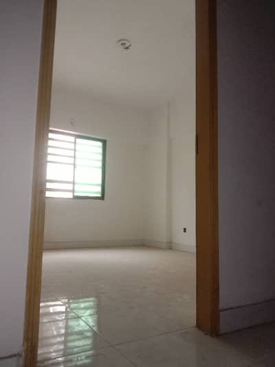 Lease Brand New Apartment,  Brand New Luxurious 2 Bed DD Flat On INVESTOR RATES, Ideal For Living And Investing Purposes City Towers JOHAR Block 5