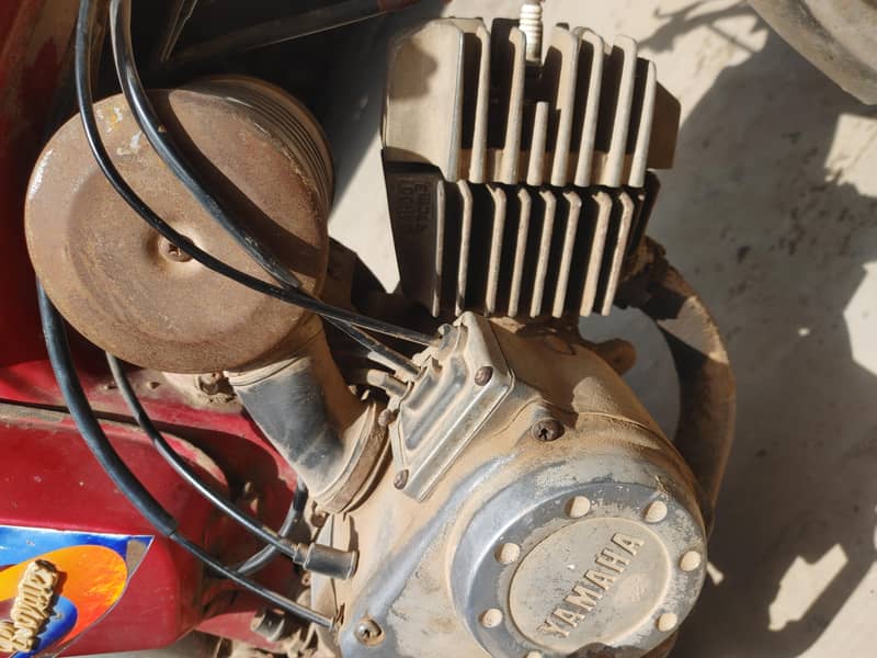 ماڈل2005 اور کاپی  جینن 12