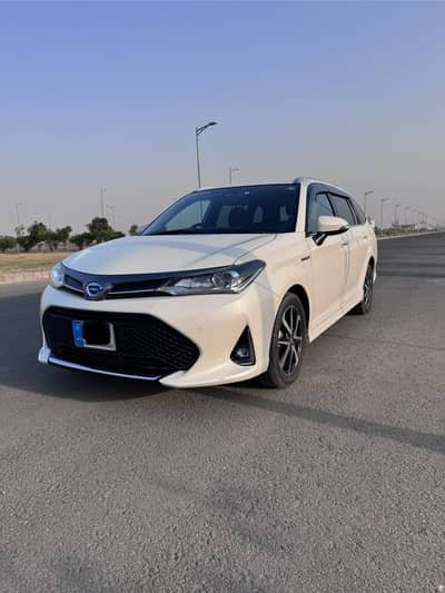 Toyota Corolla Fielder 2018