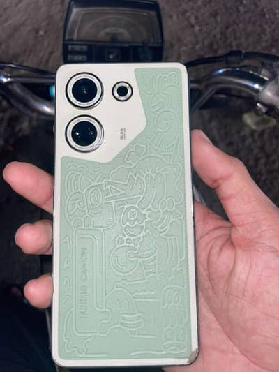 Tecno CAMON 20