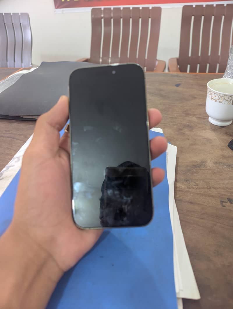 iPhone 14 Pro 3