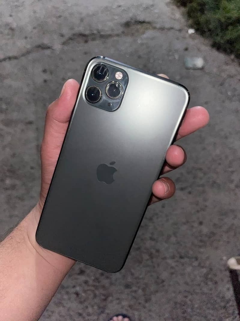 Apple iPhone 11 Pro Max 0