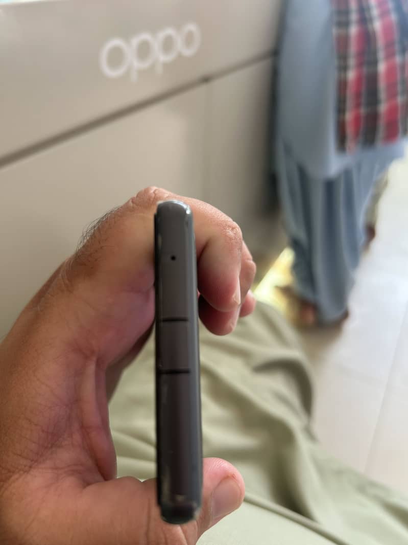 Google Pixel 7a 4