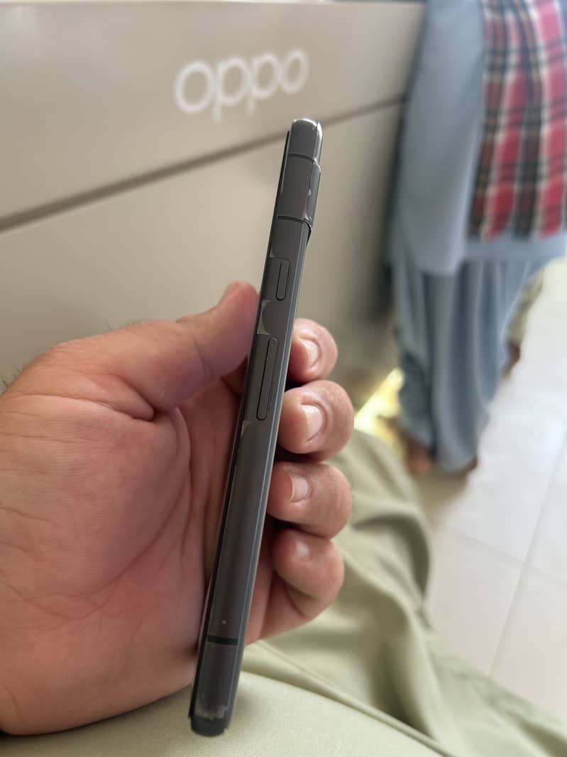 Google Pixel 7a 5