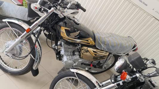 125 Special Gold Edition 2026