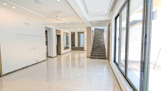 FOR RENT 666 Sqyrd Designer 9-Bedrooms Triple Storey House F_7/1