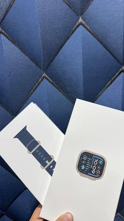 Apple Watch Ultra 2 49mm Complete Box