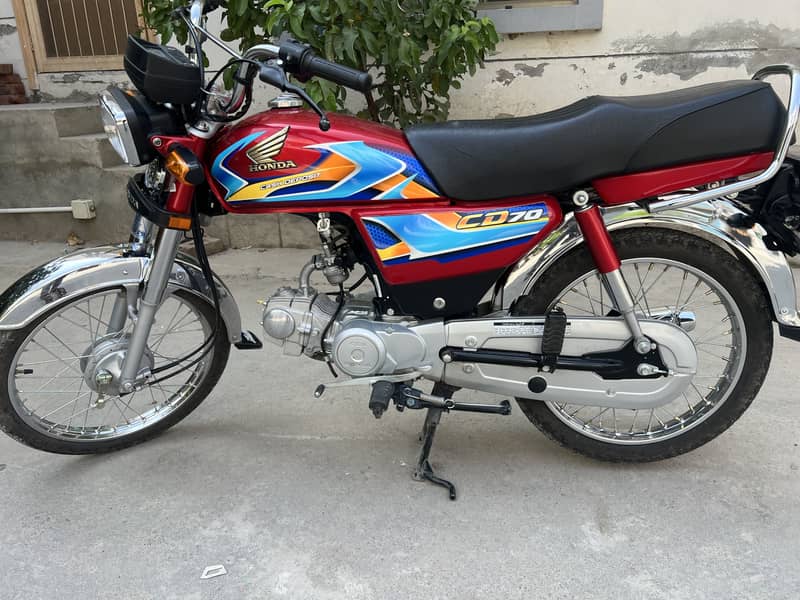 Honda CD70 0