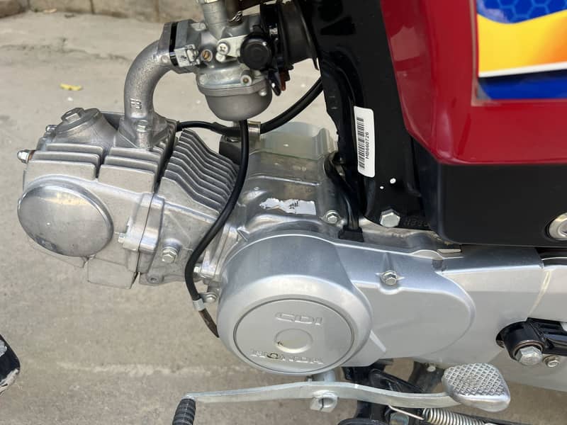 Honda CD70 10