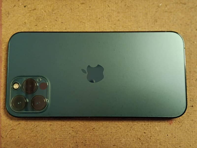 Apple iPhone 12 Pro 1