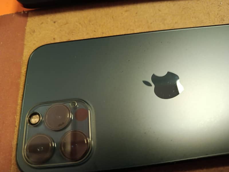 Apple iPhone 12 Pro 2