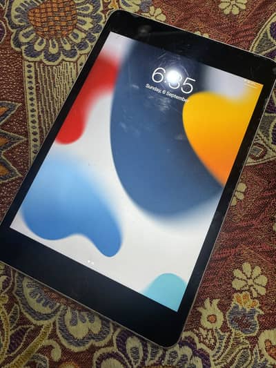 ipad mini 5 64 gb 10 by 8 condition