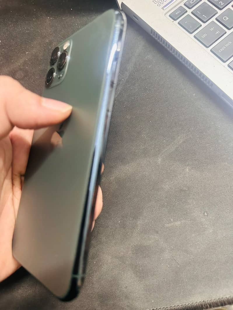Apple iPhone 11 Pro 0