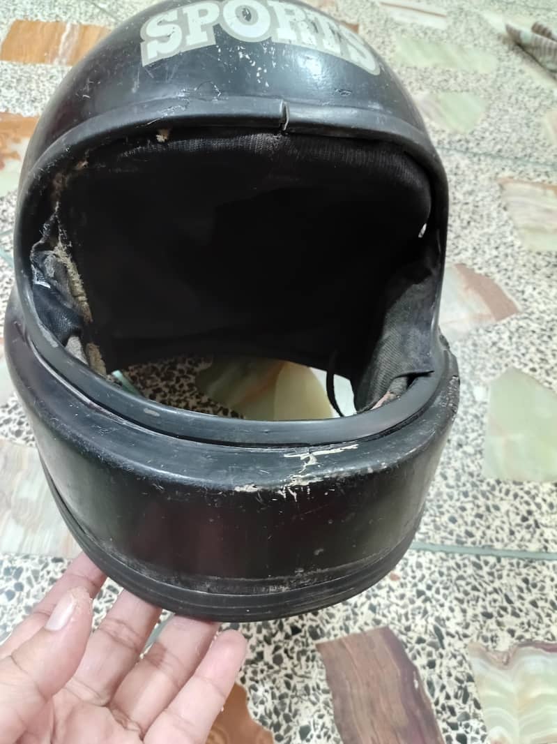 Helmet 4