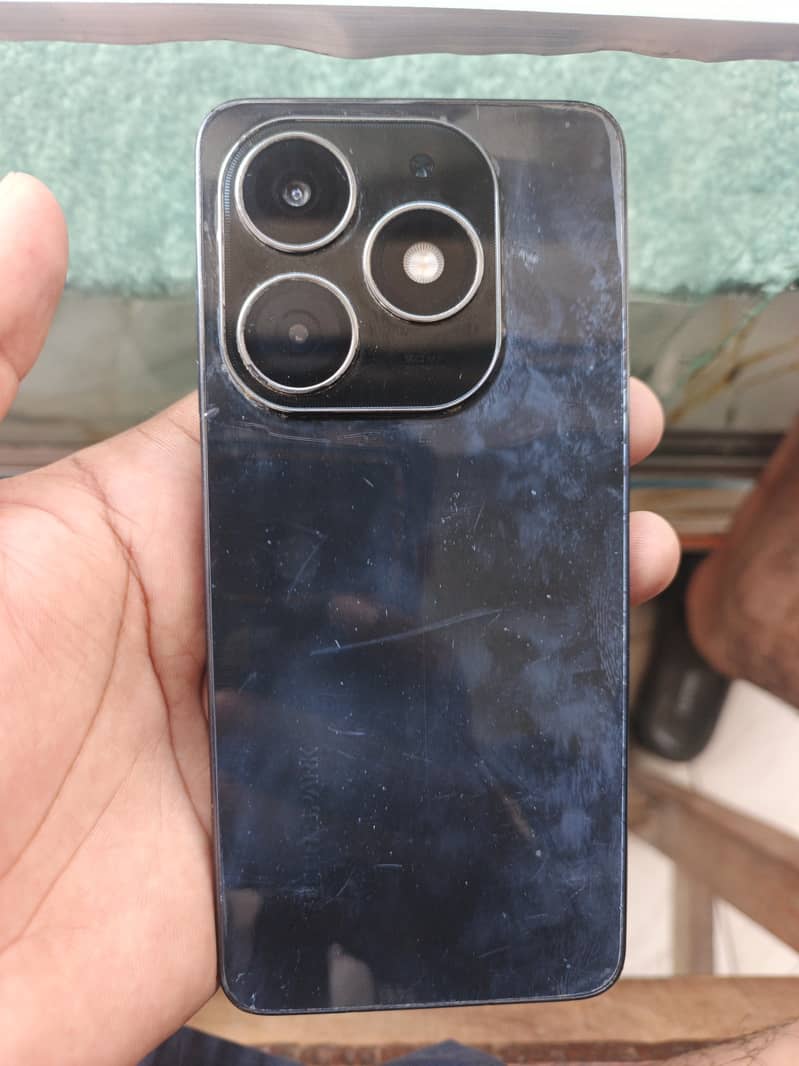Tecno Spark 20 1