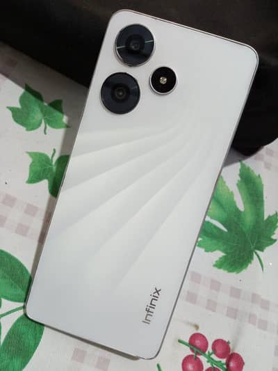 Infinix Hot 30