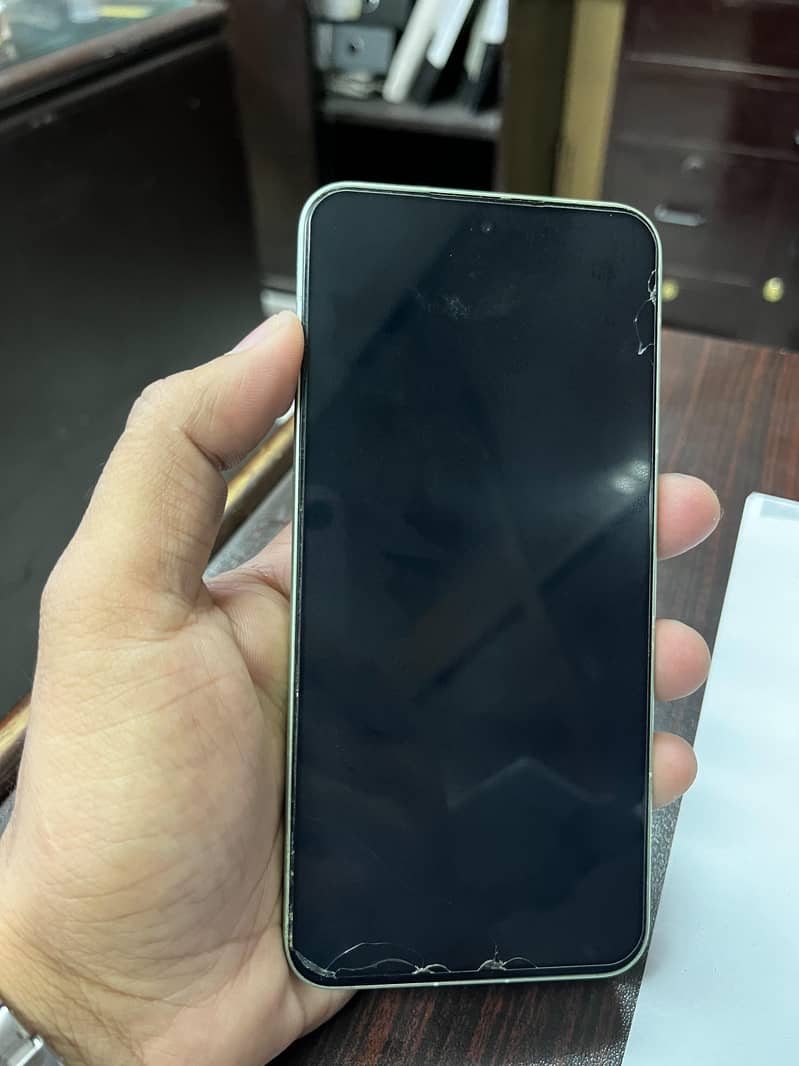 OnePlus Ace 6T 2