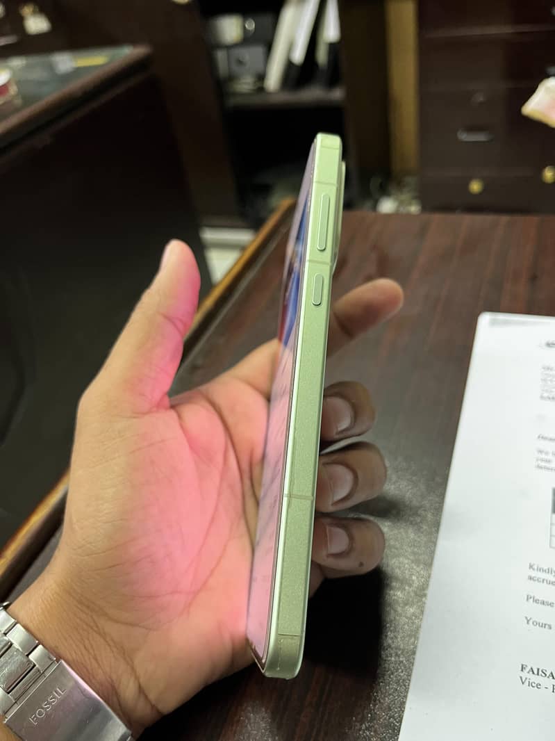 OnePlus Ace 6T 4
