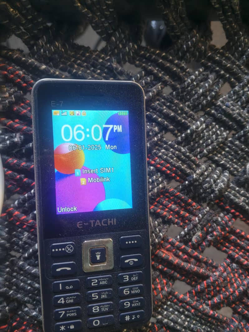 E-Tachi E7i 0