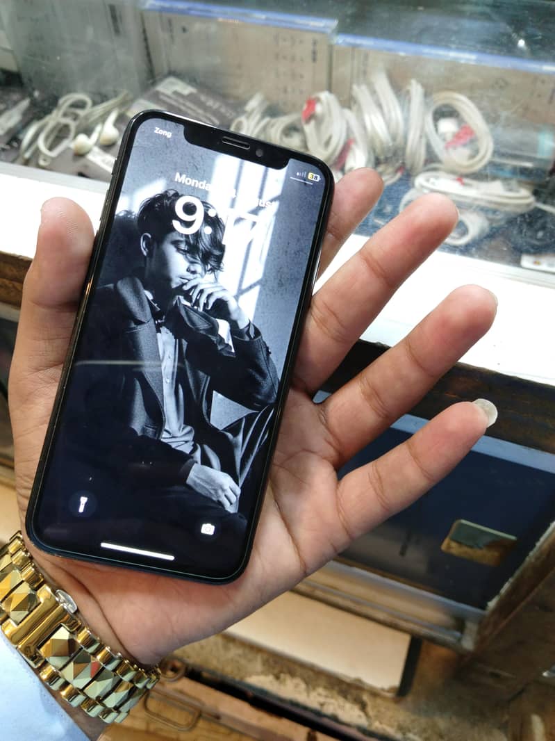 Apple iPhone X 1