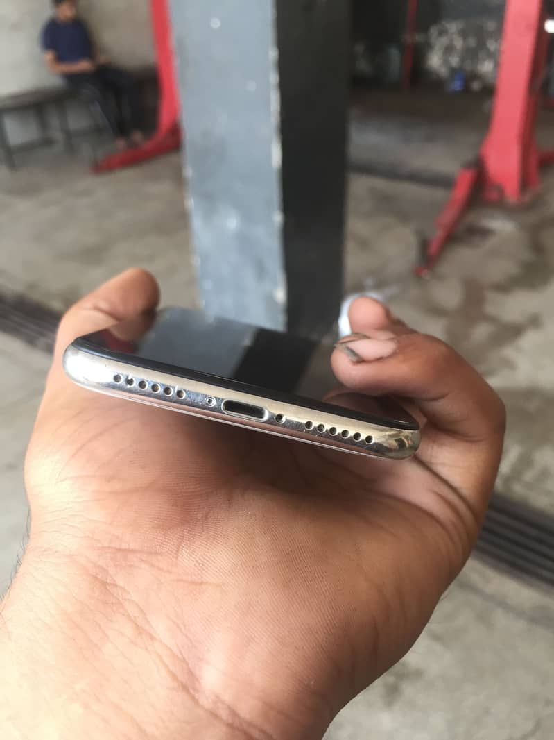 Apple iPhone X 2