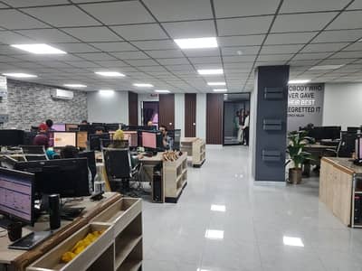 1 Kanal 7 Storey Commercial Plaza Opposite Expo Centre Emporium Mall Johar Town