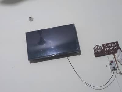 indroied Led for sell 32 inch 03215851514