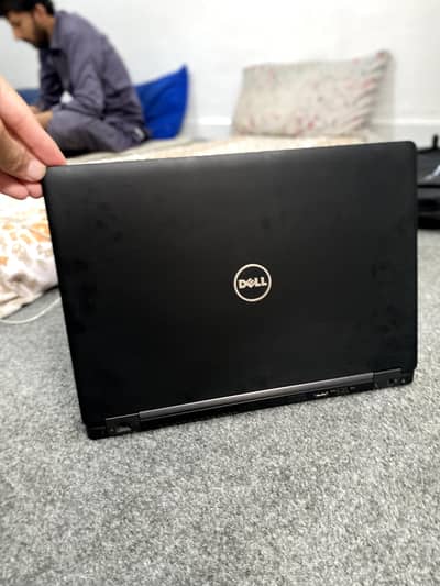 Dell laptop core i7 7th generation (8GB RAM,256 GB STORAGE)