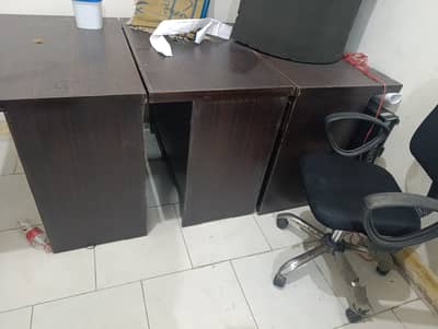 6 Office Computer/Laptop Table for sale - Used
