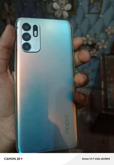 OPPO Reno6
