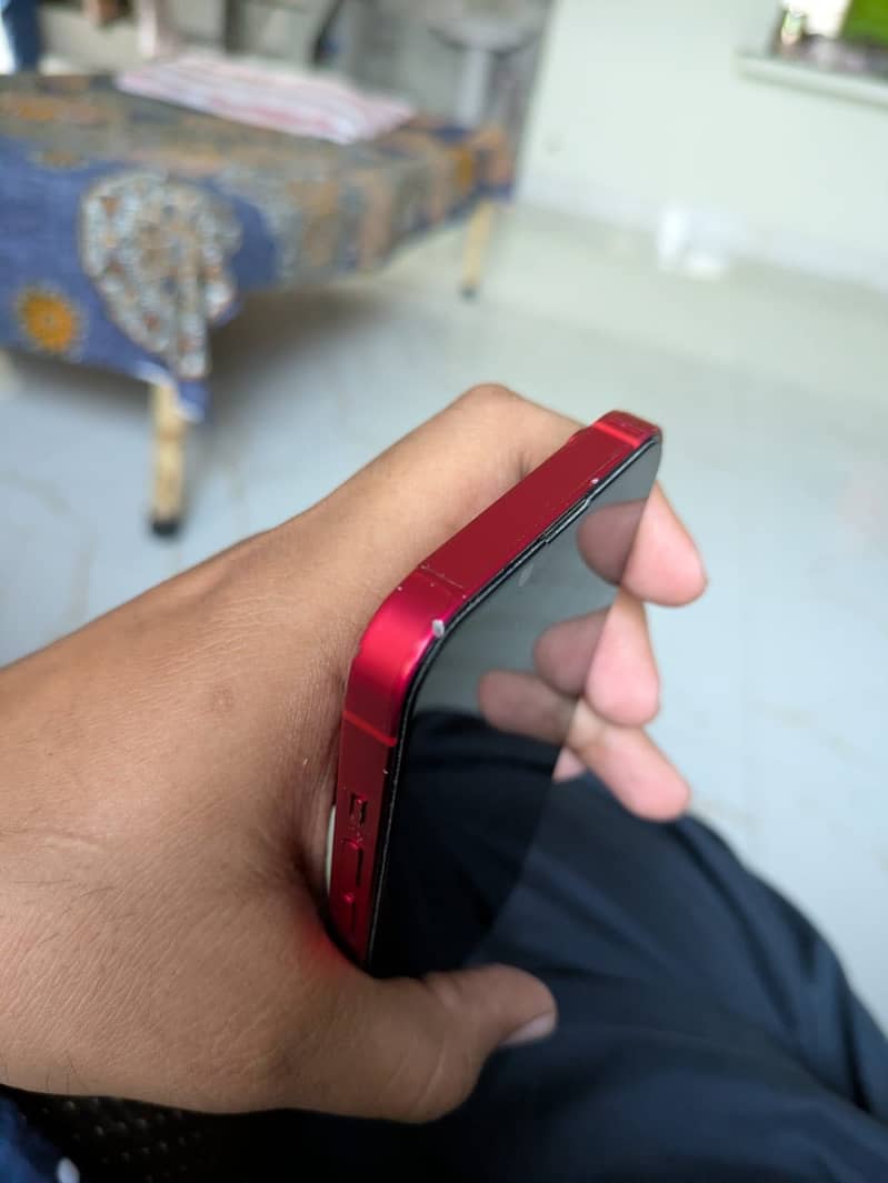 Apple iPhone 14 2