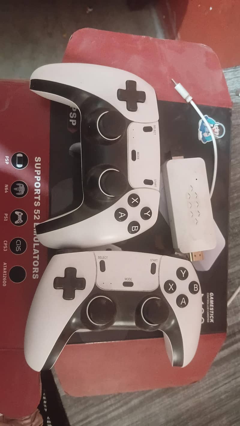 m22 gamepad with controllers 0