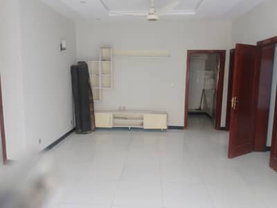 10 marla lower portion for rent