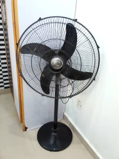 GFC pedestal fan 120 watt