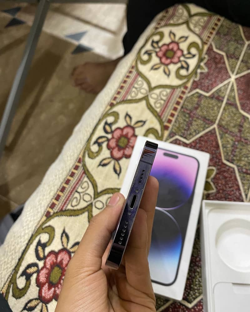 Apple iPhone 14 Pro Max 4
