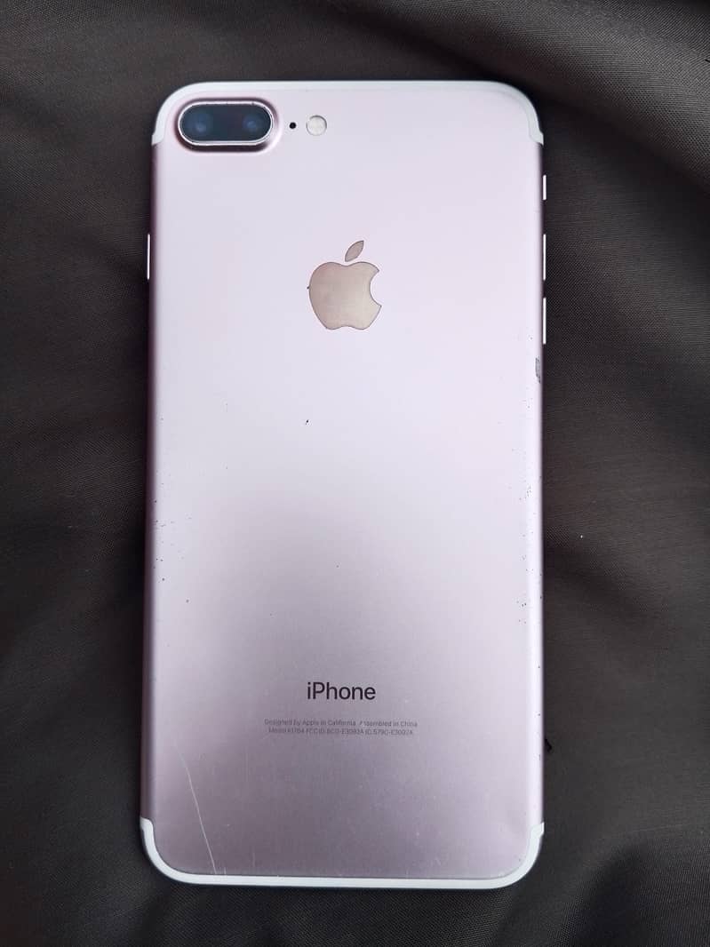 Apple iPhone 7 Plus 0