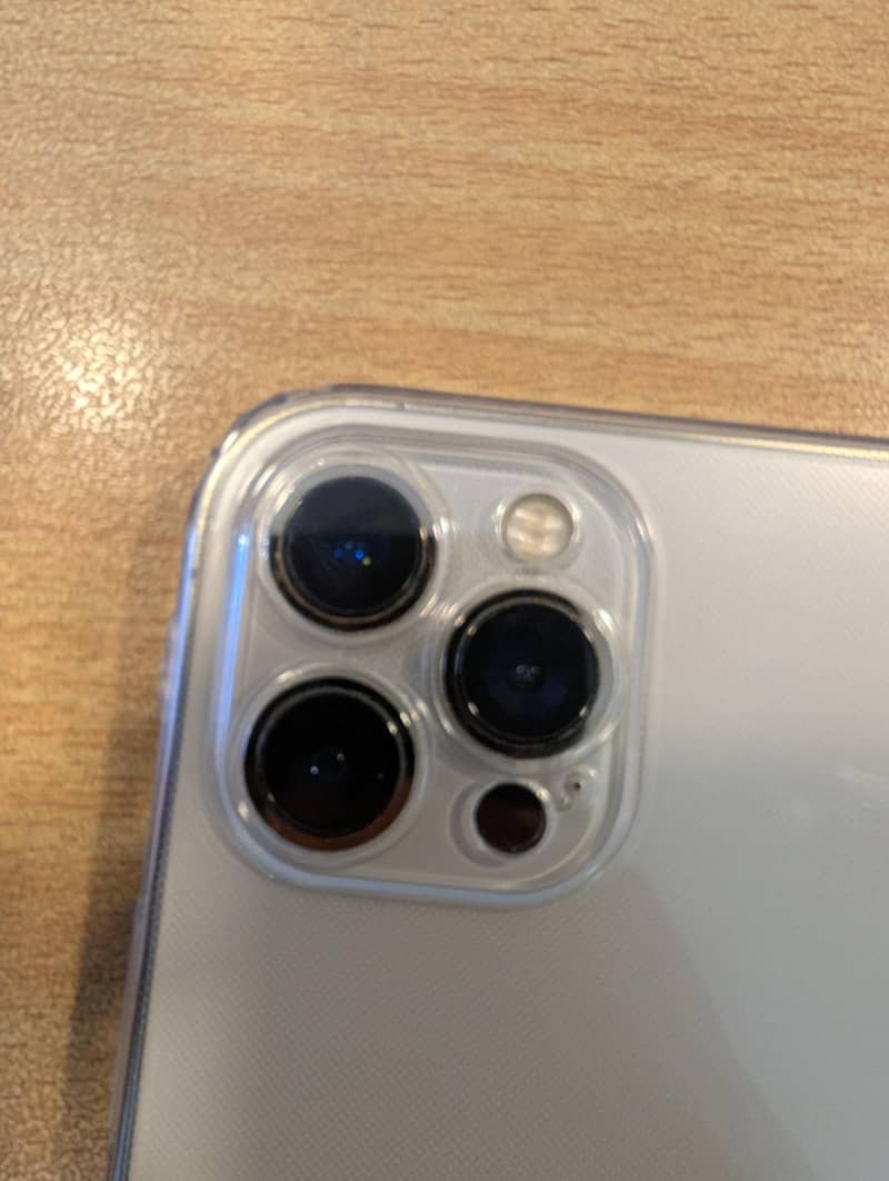 Apple iPhone 12 Pro Max 1