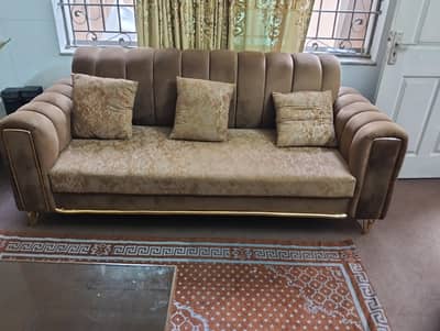 5seater sofa with 2 seater devan