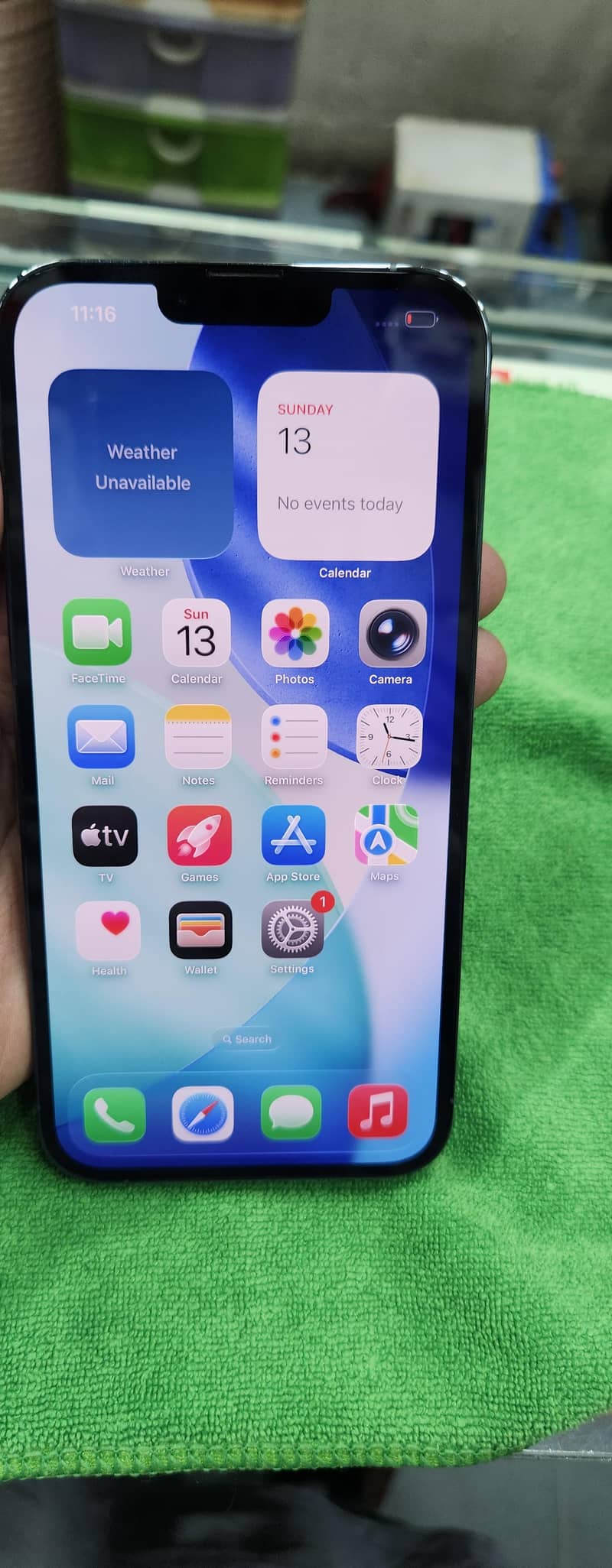 Apple iPhone 13 Pro Max 2