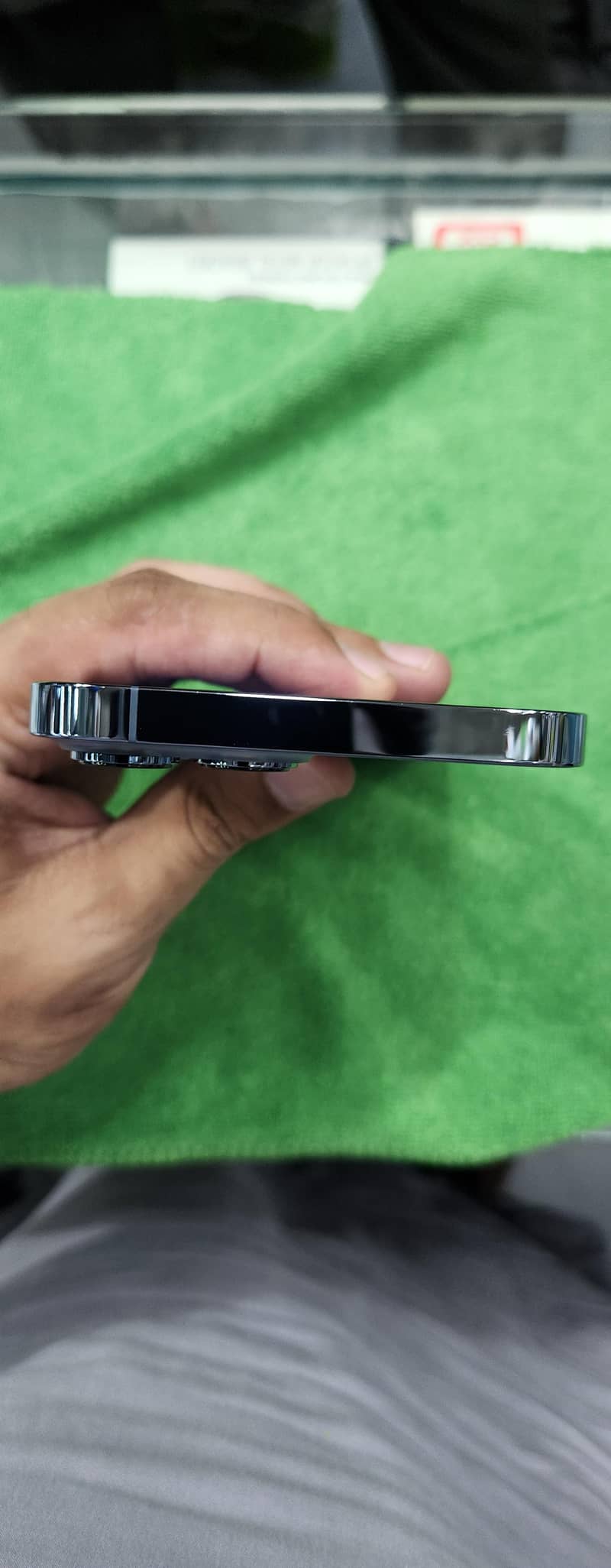 Apple iPhone 13 Pro Max 6